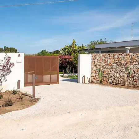 Holiday home Leomaris *