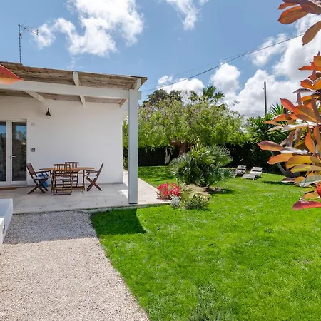 Leomaris Tatil Evi *