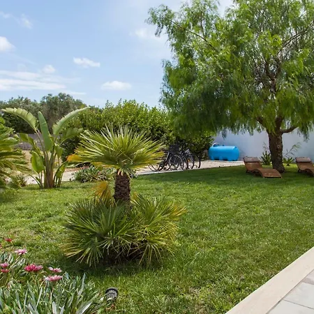 Holiday home Leomaris